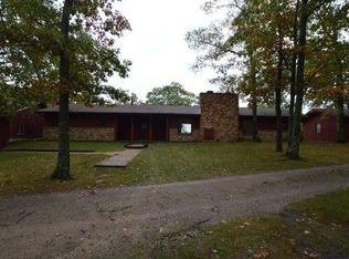 6623 S Straits Hwy, Indian River, MI 49749