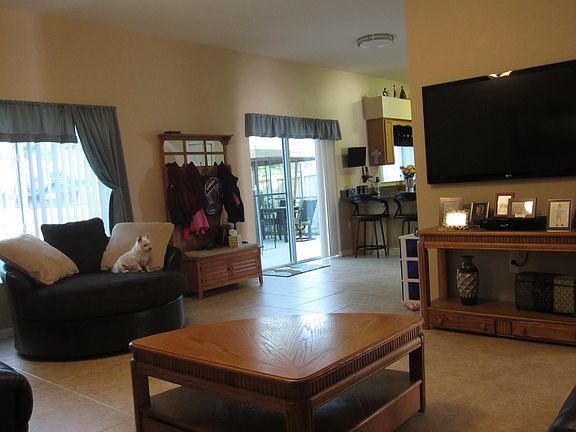 5th image of 1740 Oak Pond Ct