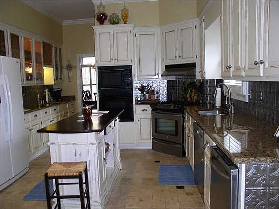 2nd image of 608 Providence Estates Blvd