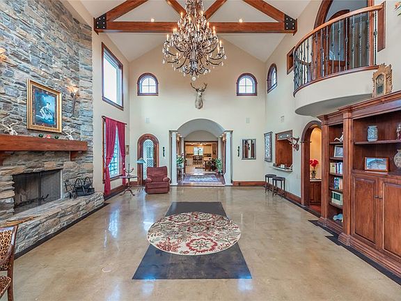 5th image of 6567 Manorwood Dr