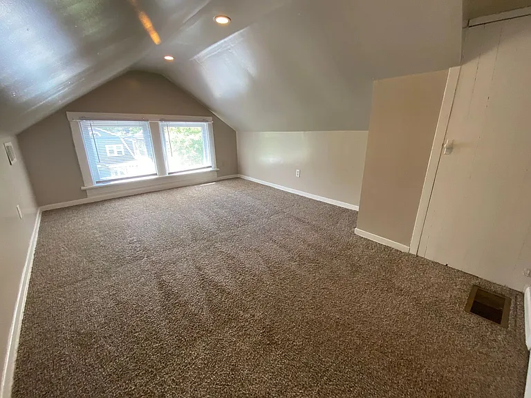 428 E. Lane Ave — Photo 31