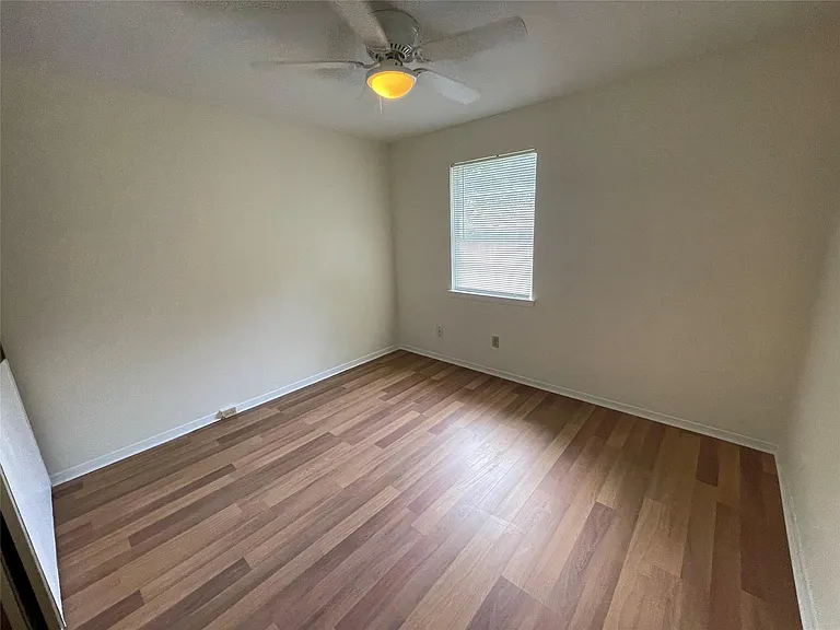 4079 Young St — Photo 11