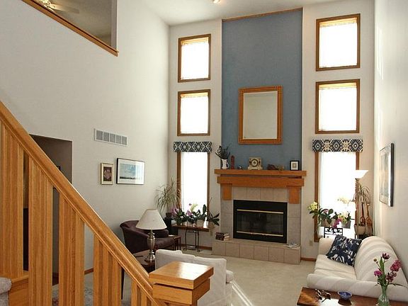 2nd image of 301 W Chadderton Dr