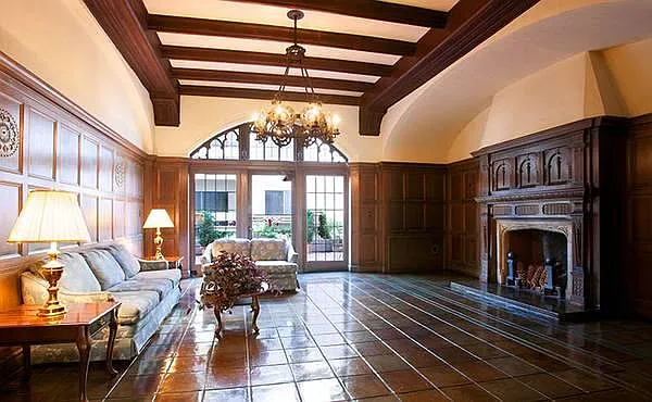 Building Lobby