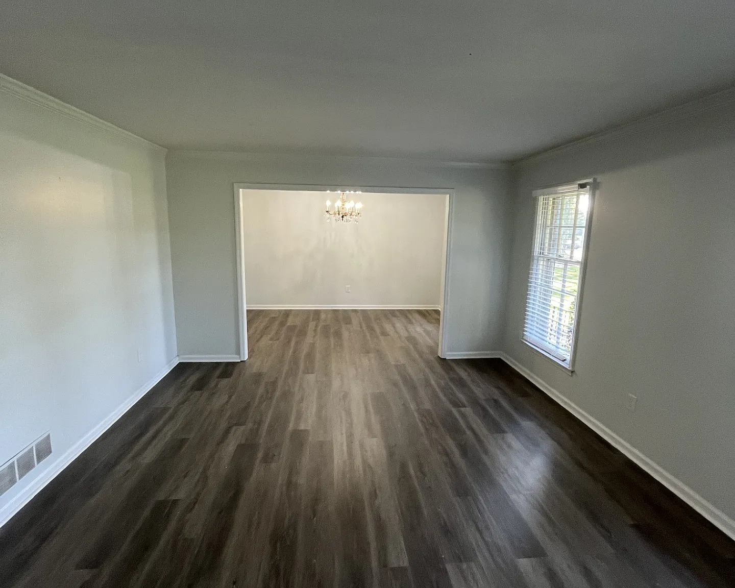 3 bed, 2.5 bath, 1739 sqft, $2,000 — Photo 2