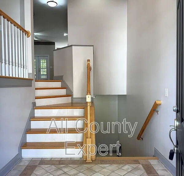 3006 Riverstone Trl — Photo 2