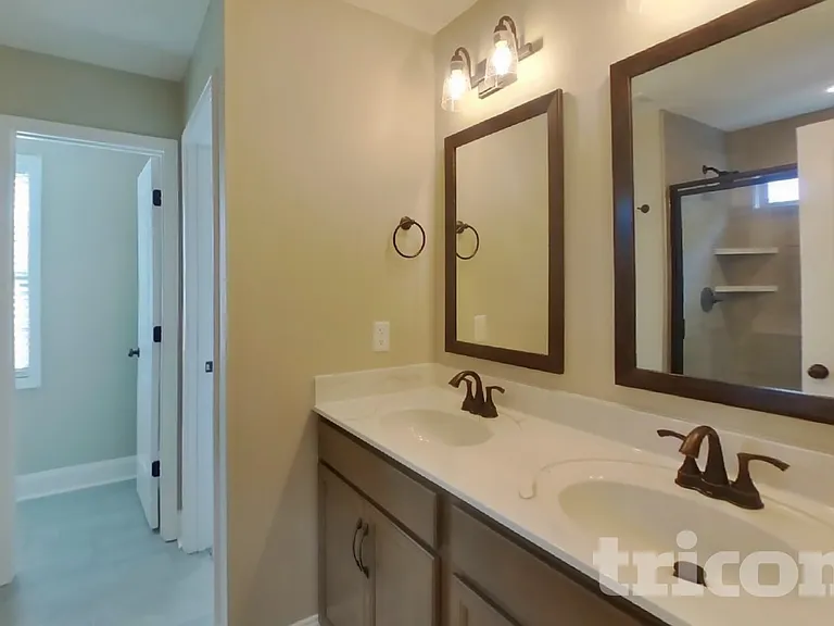 1059 Spicer Dr — Photo 8