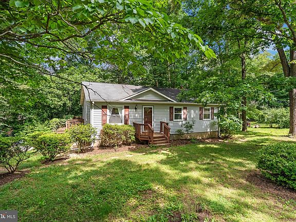 5th image of 3 Hillcrest Dr
