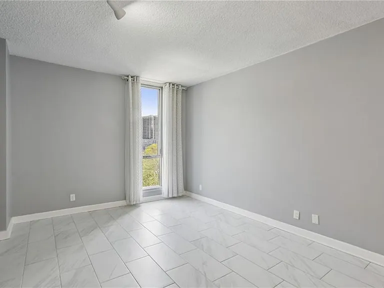 3060 Pharr Ct #612 — Photo 5