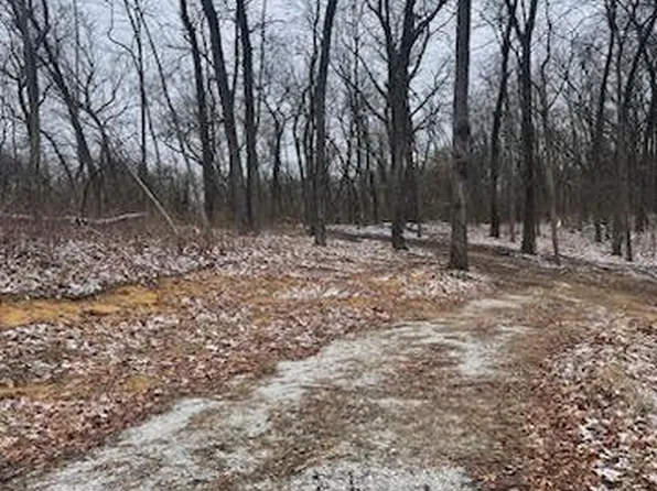 203 E 900 N, Wheatfield, IN 46392