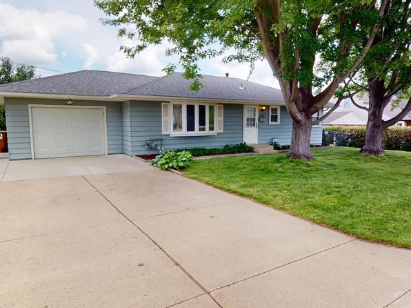 1402 Marie Ave, Albert Lea, MN 56007