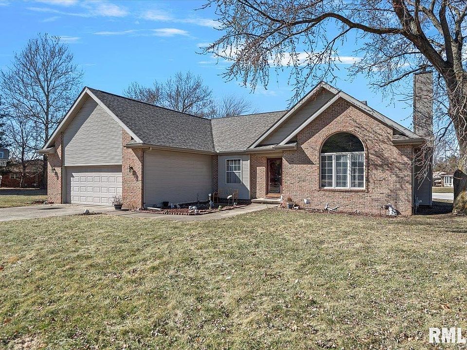 1st image of 17585 Ivy Dr