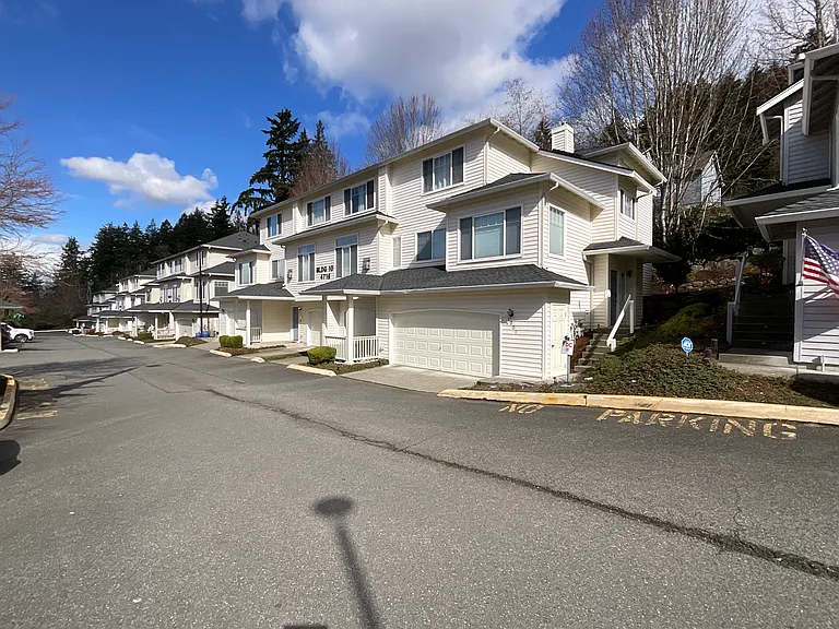 4716 Mill Pond Dr SE #1001 — Photo 25