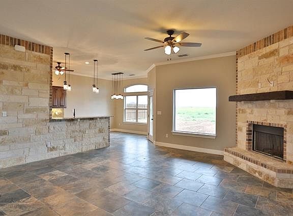 5th image of 241 Southlake Dr