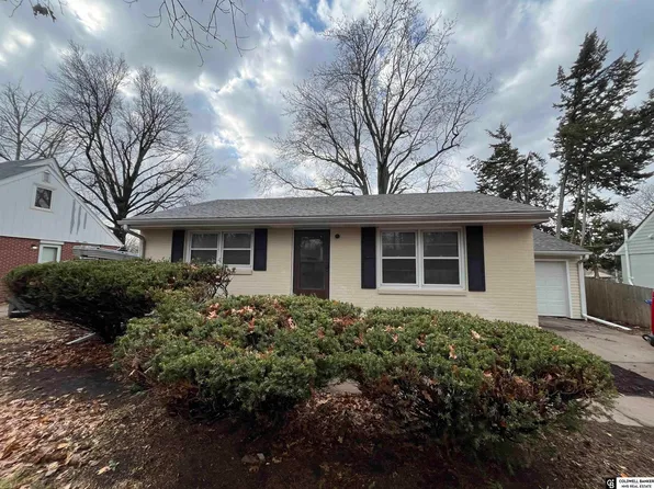 2419 Kessler Blvd, Lincoln, NE 68502