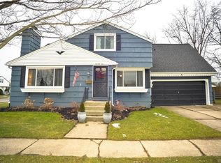74 N Ellwood Ave, Buffalo, NY 14223