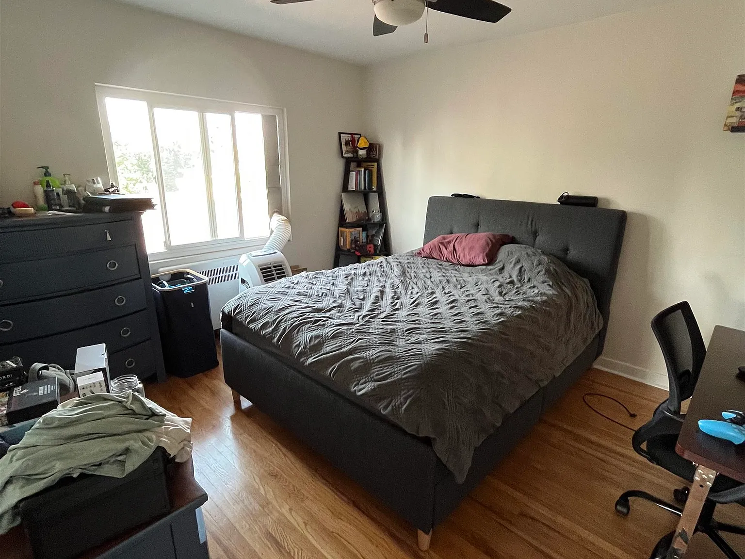 2 bed, 593 sqft, $2,575 — Photo 4