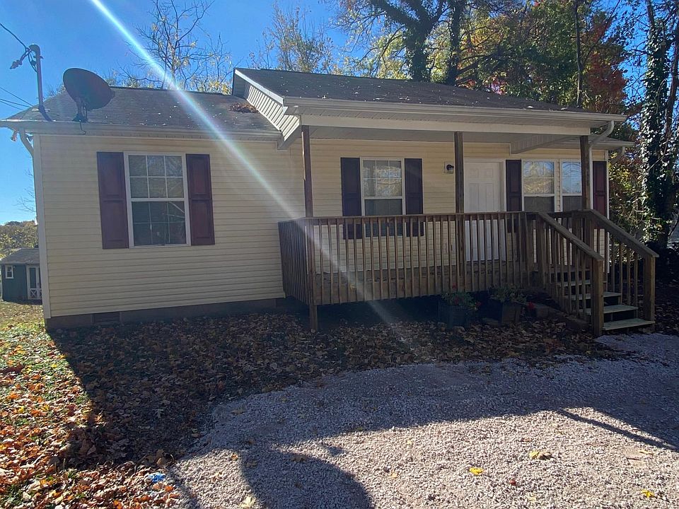 1st image of 3818 Knott Ave #3818