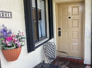 428 Lakeview Dr APT 201, Fort Lauderdale, FL 33326