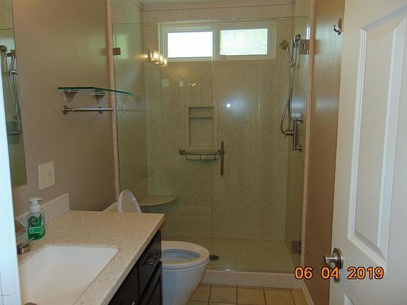 3rd image of 5523 Rainier St