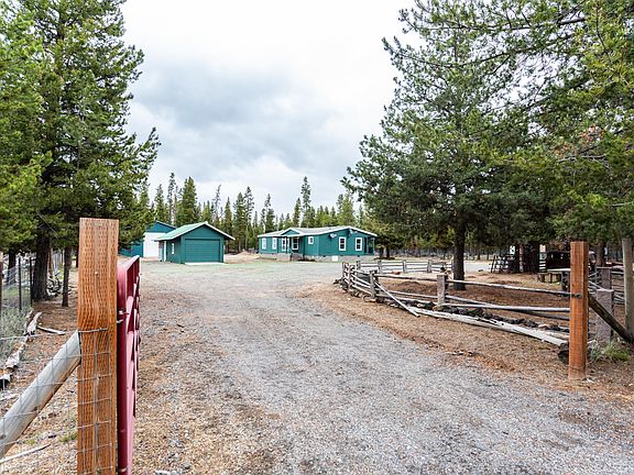 2nd image of 12749 Alderwood Dr