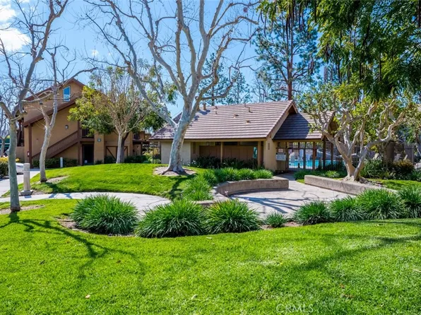 260 Orange Blossom #46, Irvine, CA 92618