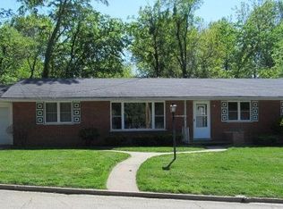 1206 Jobe Dr, Jefferson City, MO 65101
