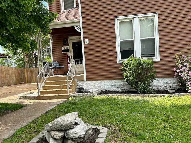 6205 Famous Ave — Photo 3