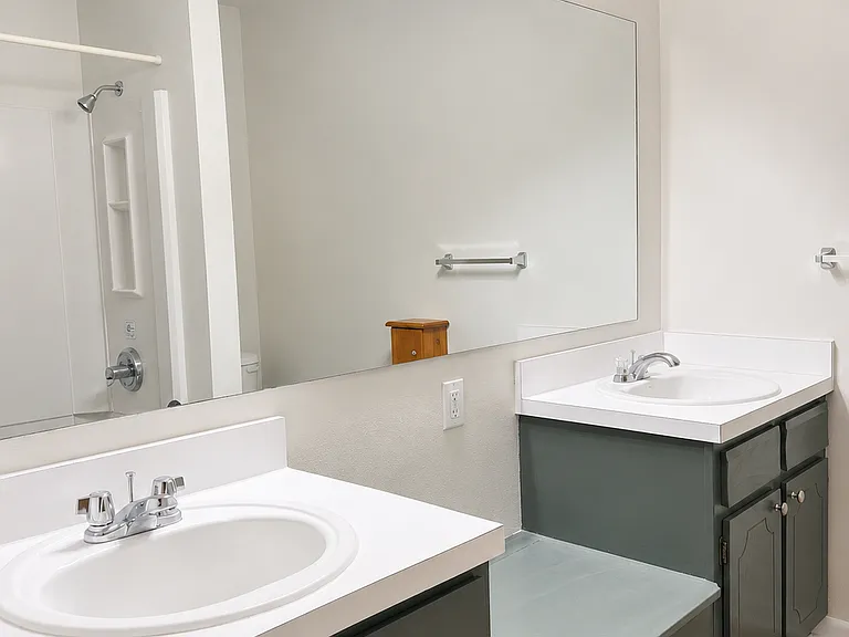 443 Overlook Dr — Photo 9