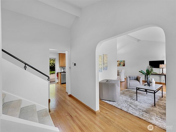 4th image of 13800 SE 21st Street