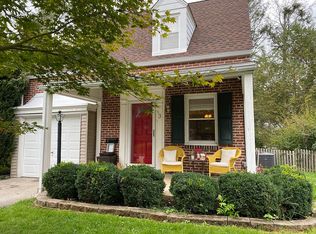 3 Holbrook Rd, Havertown, PA 19083