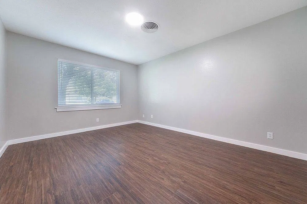11603 Oak Trail in Austin, TX 78753 — Photo 4