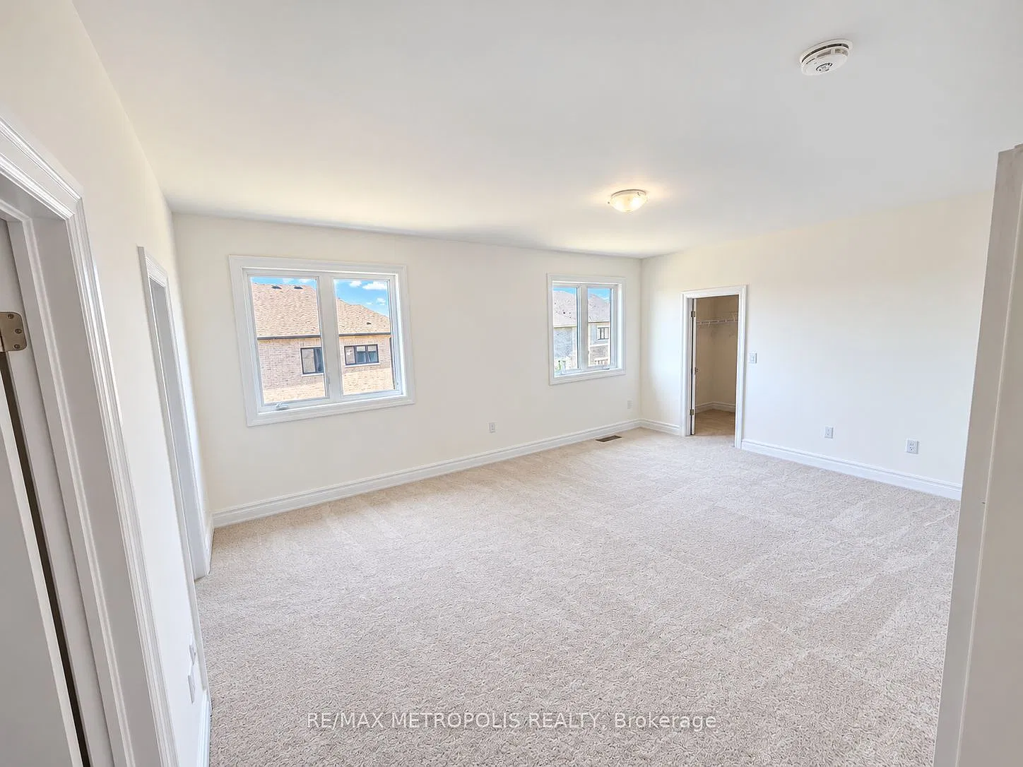 5 bed, $3,950 — Photo 2
