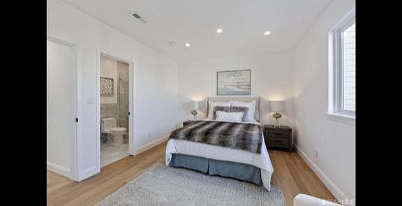 5th image of 1712 La Salle Ave