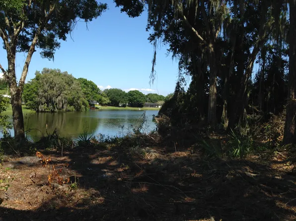 Westlake Cir, Sarasota, FL 34232