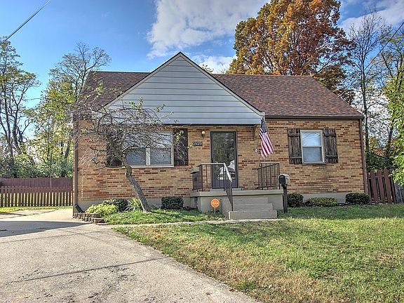 2nd image of 1929 Acorn Dr