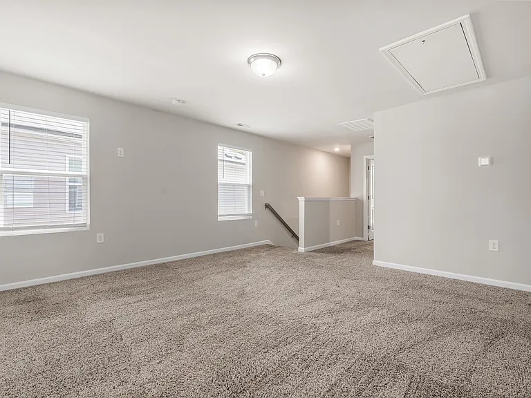 4008 Passenger Pl — Photo 24
