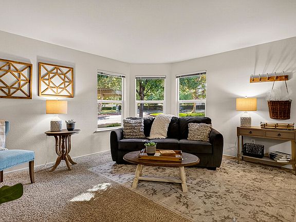 4th image of 400 Mission Ranch Blvd #3B-2Ba-1238Sqft