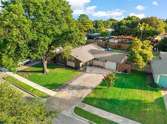 2nd image of 3408 Dartmouth Dr