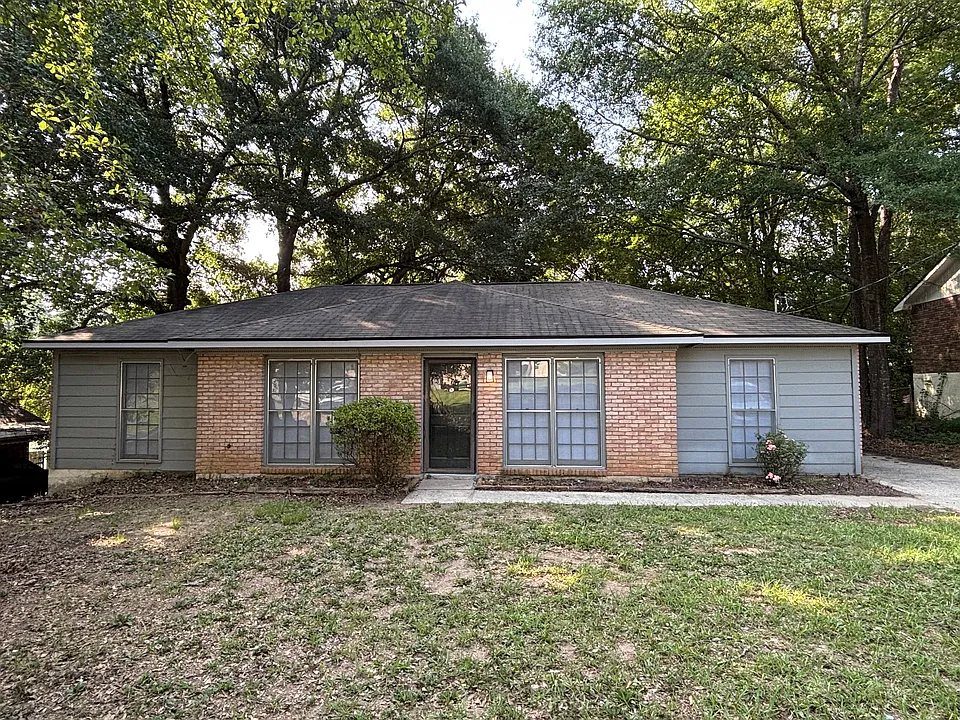 4416 Randall Dr