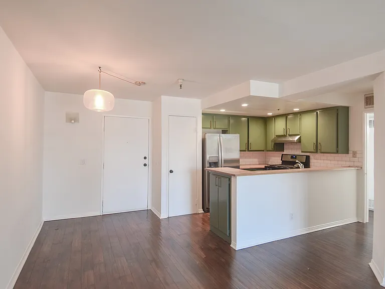 5143 Bakman Ave #206 — Photo 21