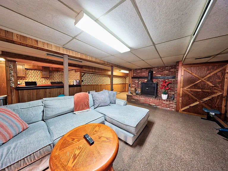 41 Trout Brook Dr — Photo 25