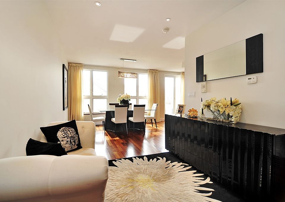 1st image of 3120A Emmons Ave #1