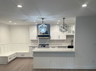 304 Dunbar Dr, Atlanta, GA 30338