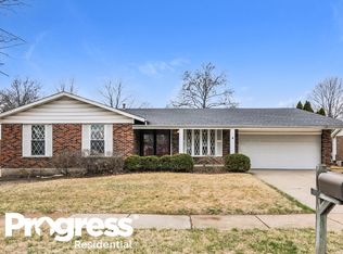 15431 Cousteau Dr, Florissant, MO