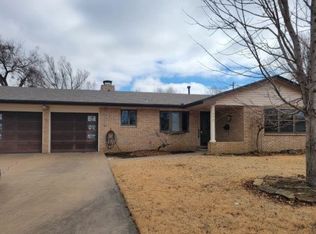 304 SE Rockwood Ave, Bartlesville, OK 74006