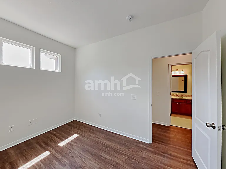 8905 Ashford Gables Ct — Photo 13