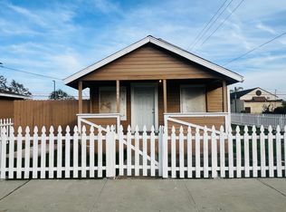 844 E St, Wasco, CA 93280