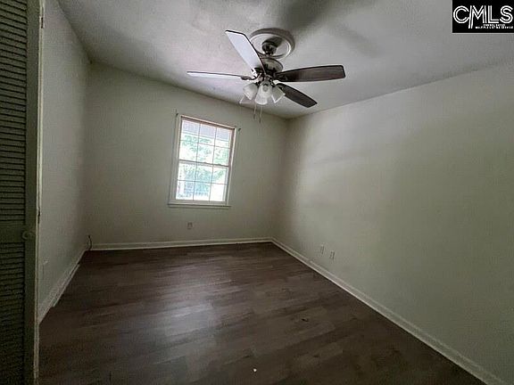 2nd image of 2365 Talloak Rd