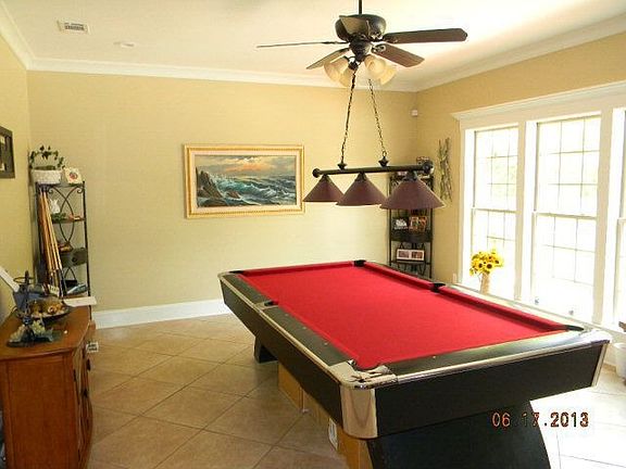 3rd image of 4561 Courtland Cir